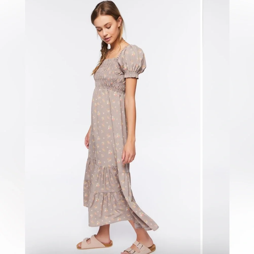 Floral Puff-Sleeve Dress/Taupe Color ——— Can fit Medium to Large - Picture 5 of 6